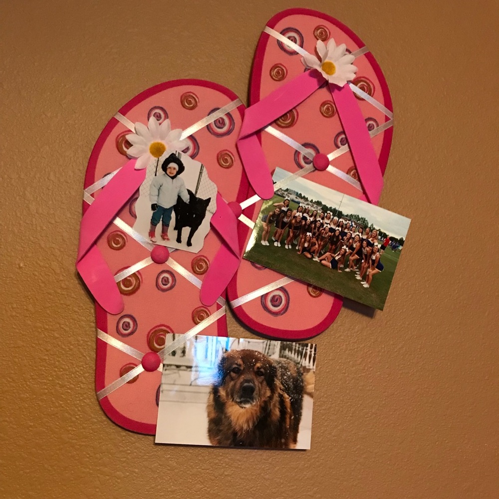*Sold* Flip Flop hanging picture holder 